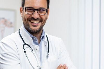 Arbeitsmedizinische Vorsorge mit Überzeugung. Mitreissend und gut gelaunt. Bei Matrix Med & Consult selbstverständlich!